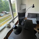 Modern Studio In With Garden Near Sea شقة