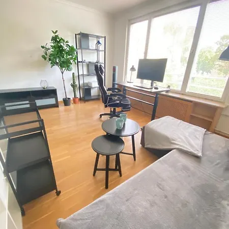 Modern Studio In With Garden Near Sea Appartamento *