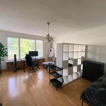 Modern Studio In With Garden Near Sea Berlino