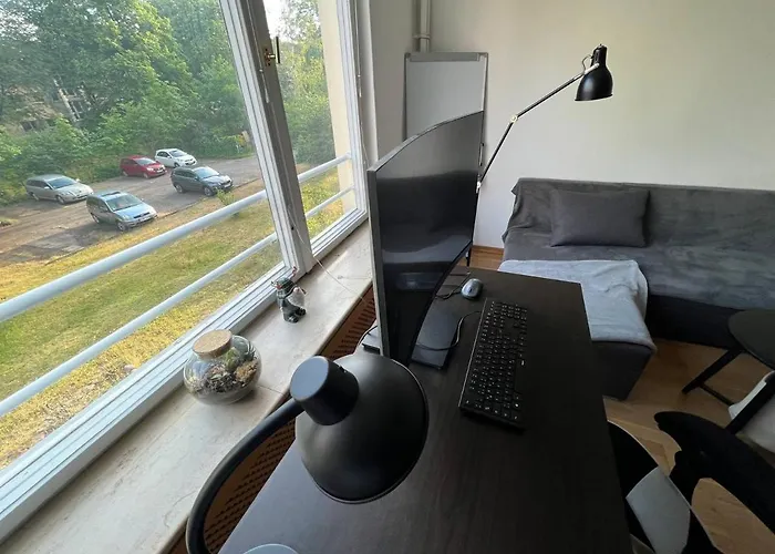 Modern Studio In With Garden Near Sea 아파트