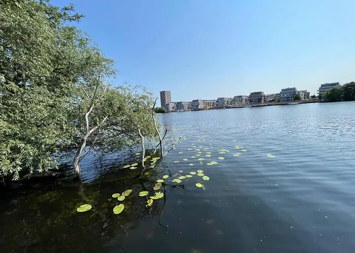 Modern Studio In With Garden Near Sea Apartment *